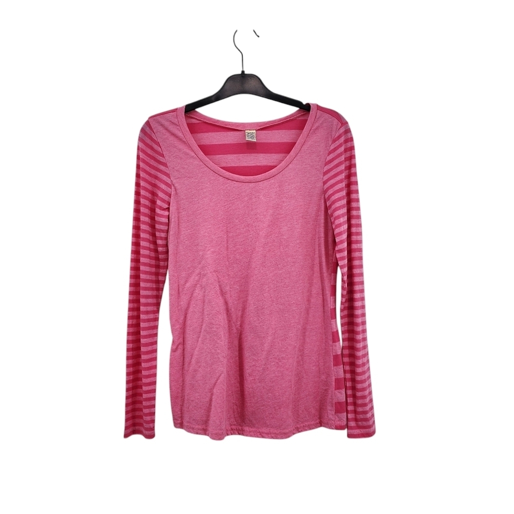 Kavio! Women's Pink Fitted Long Sleeve Crew Neck Y2K T-Shirt